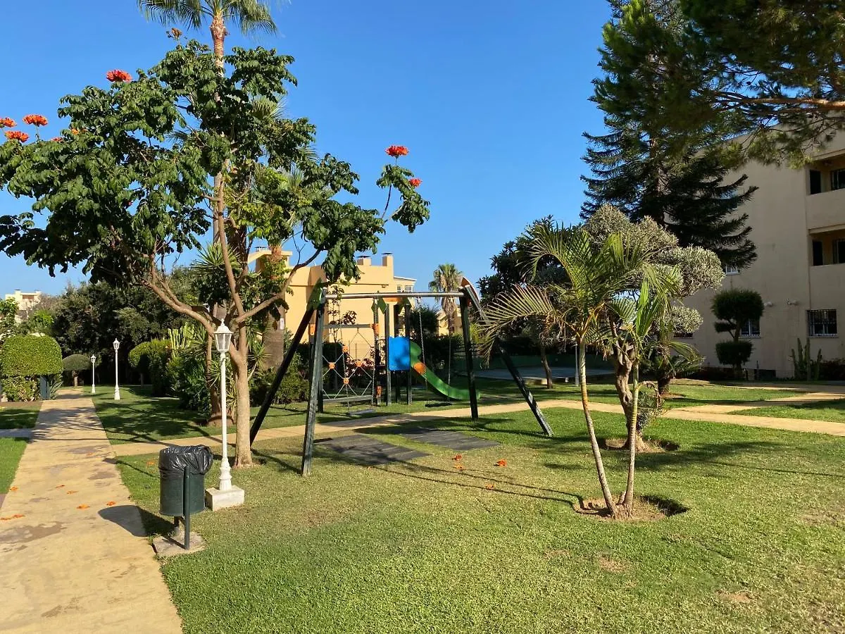 Nice Ground Floor Apartment- 2 Bedrooms - 450 Meters From The Beach Marbella Apartment